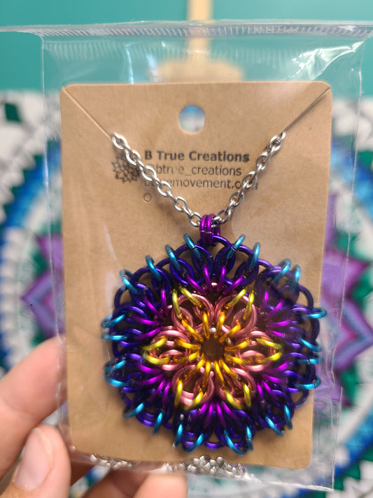 Chainmail Mandala Necklace - Purple/Blue