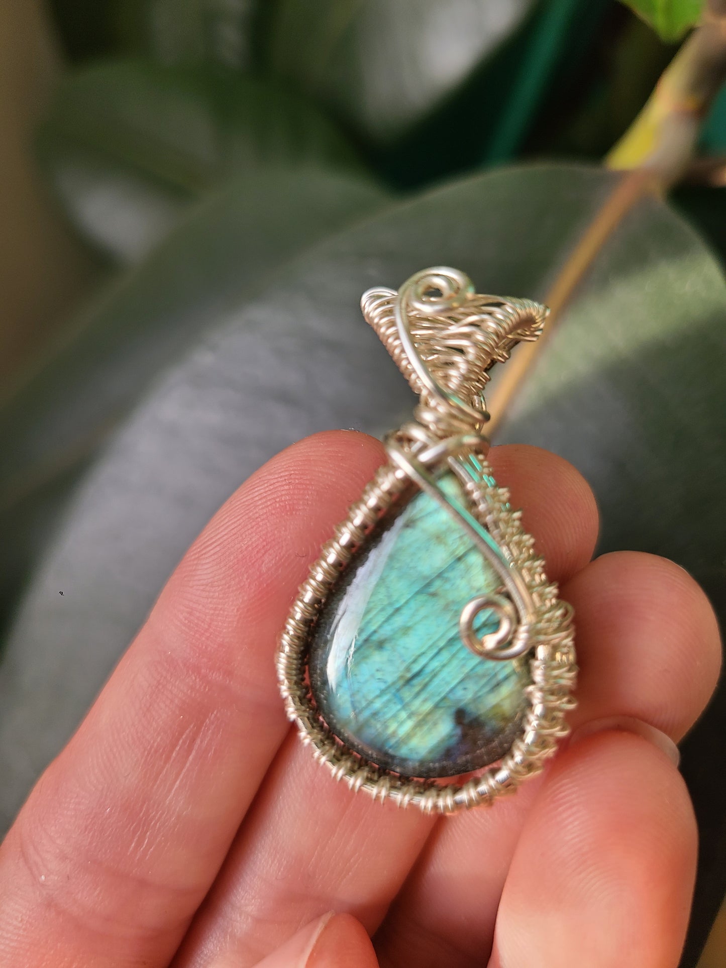 Wire Wrap Labradorite Pendant