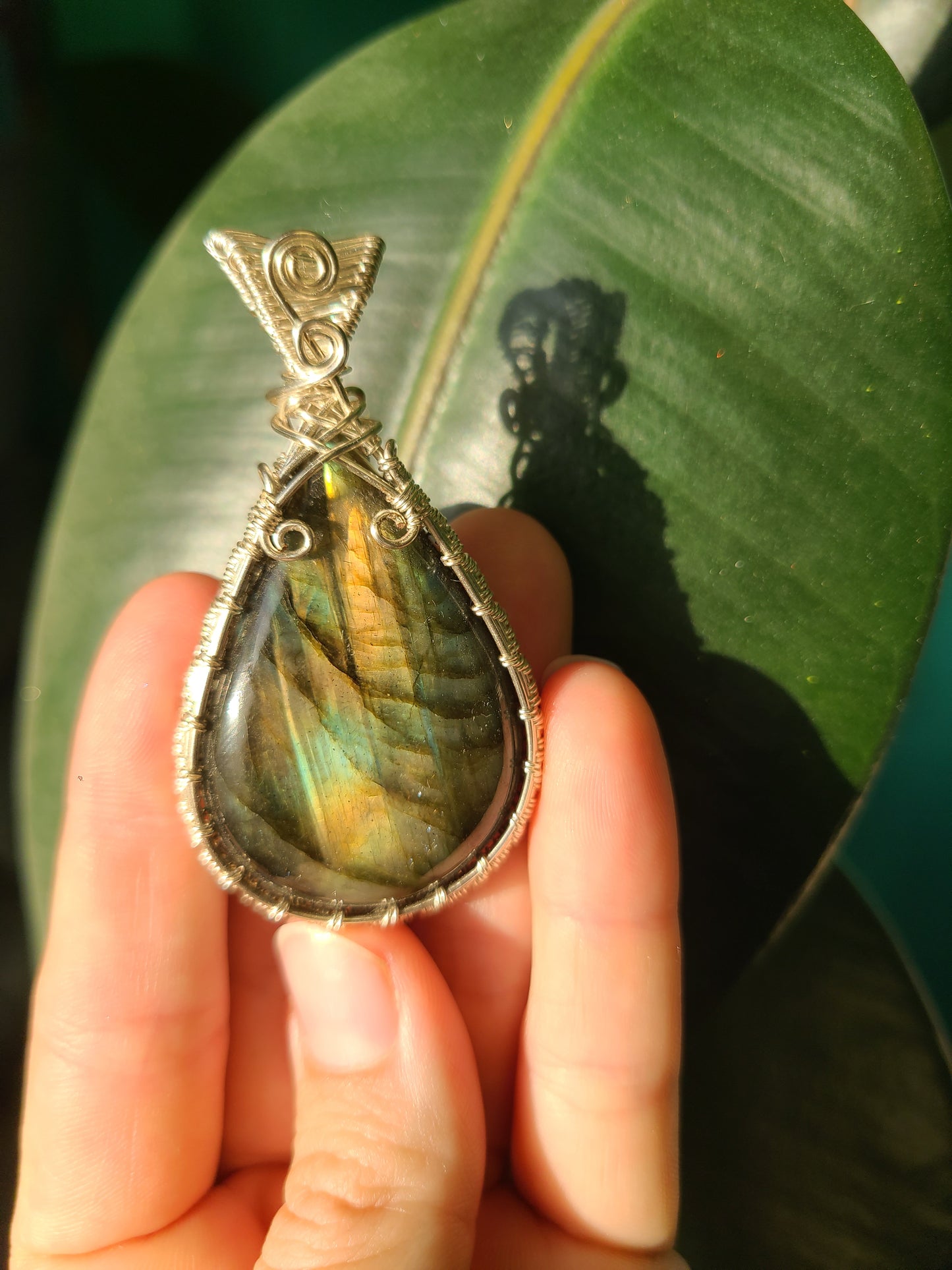 Wire Wrap Labradorite Pendant