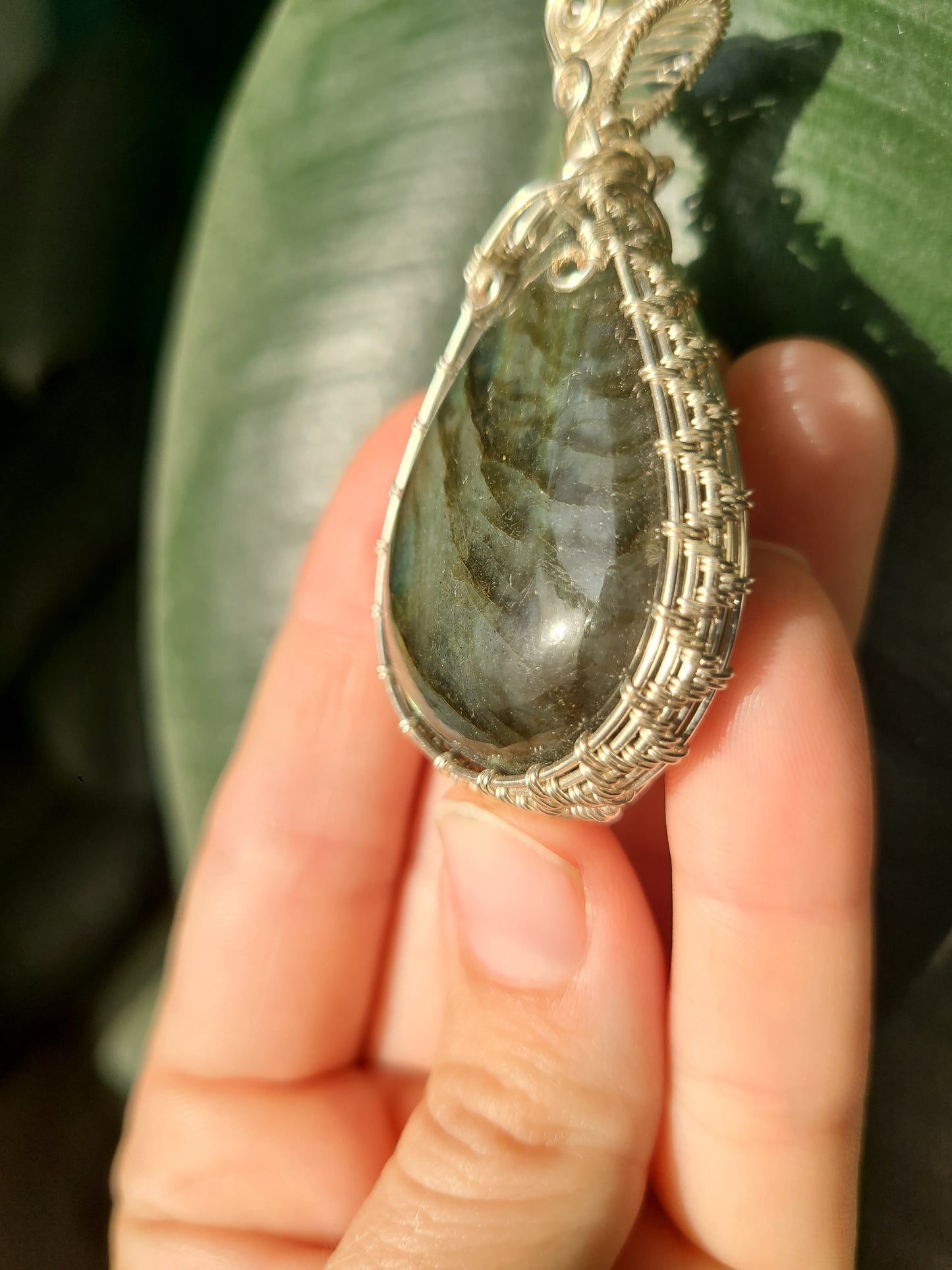 Wire Wrap Labradorite Pendant