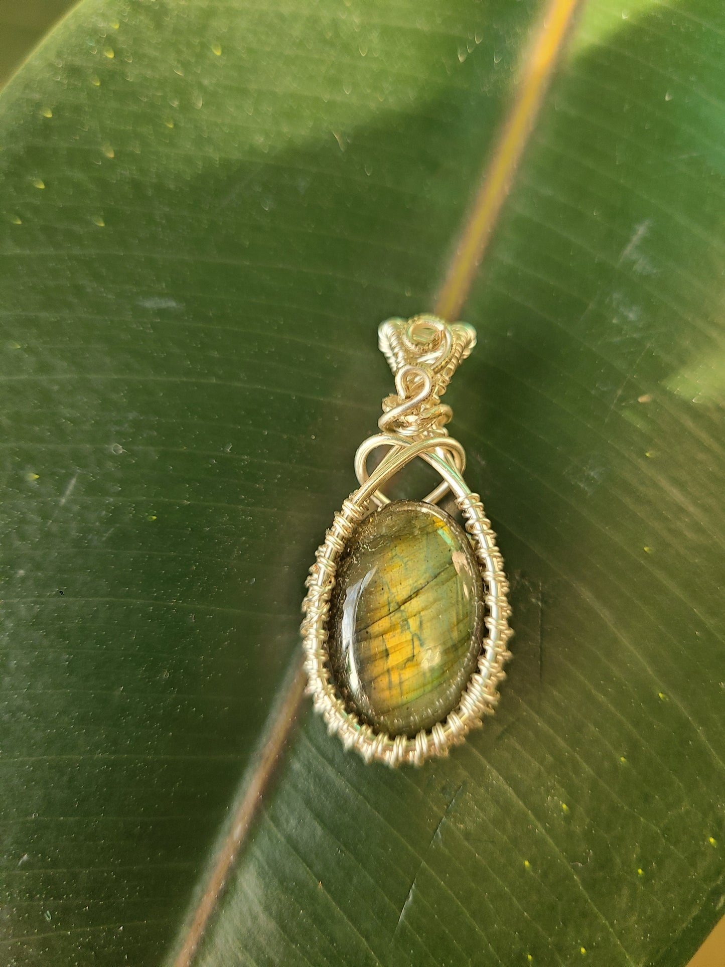 Wire Wrap Labradorite Pendant