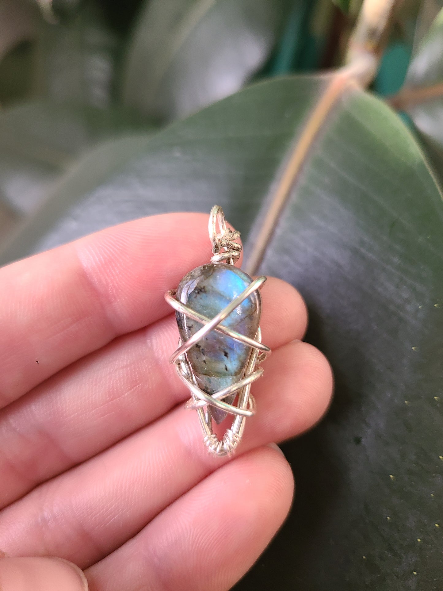 Wire Wrap Labradorite Pendant